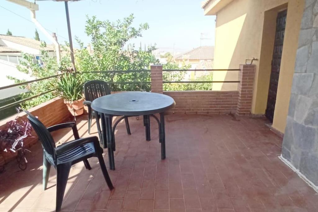 Casa Con Piscina Y Barbacoa A 3 Kilometros De La Alhambra Villa Huetor Vega Bagian luar foto